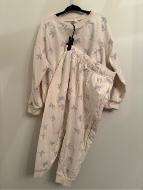 Quincy Mae Cream Two-Piece Bird Print Matching Set